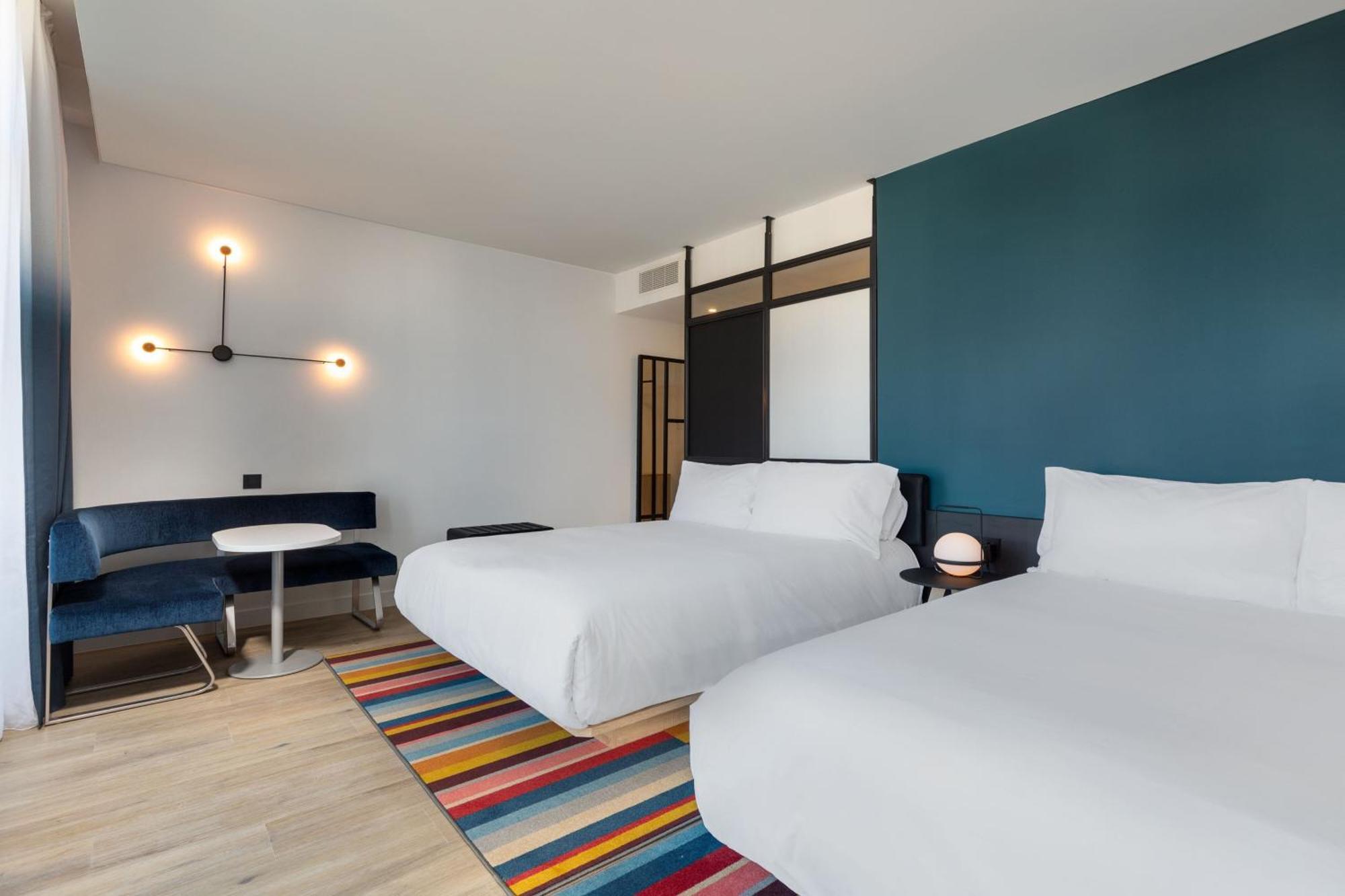 Aloft Hotel Dijon By Marriott Exterior foto