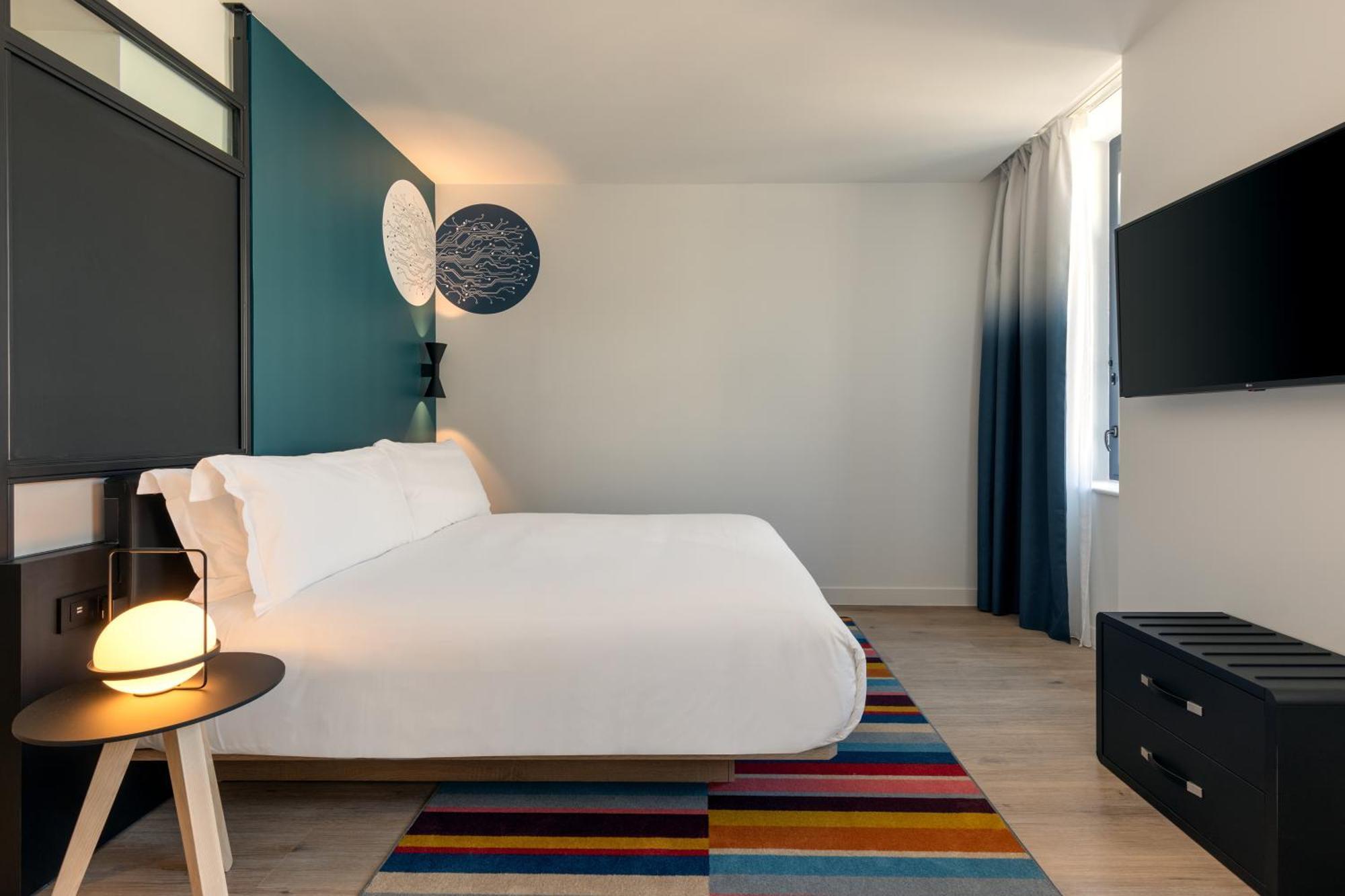 Aloft Hotel Dijon By Marriott Exterior foto