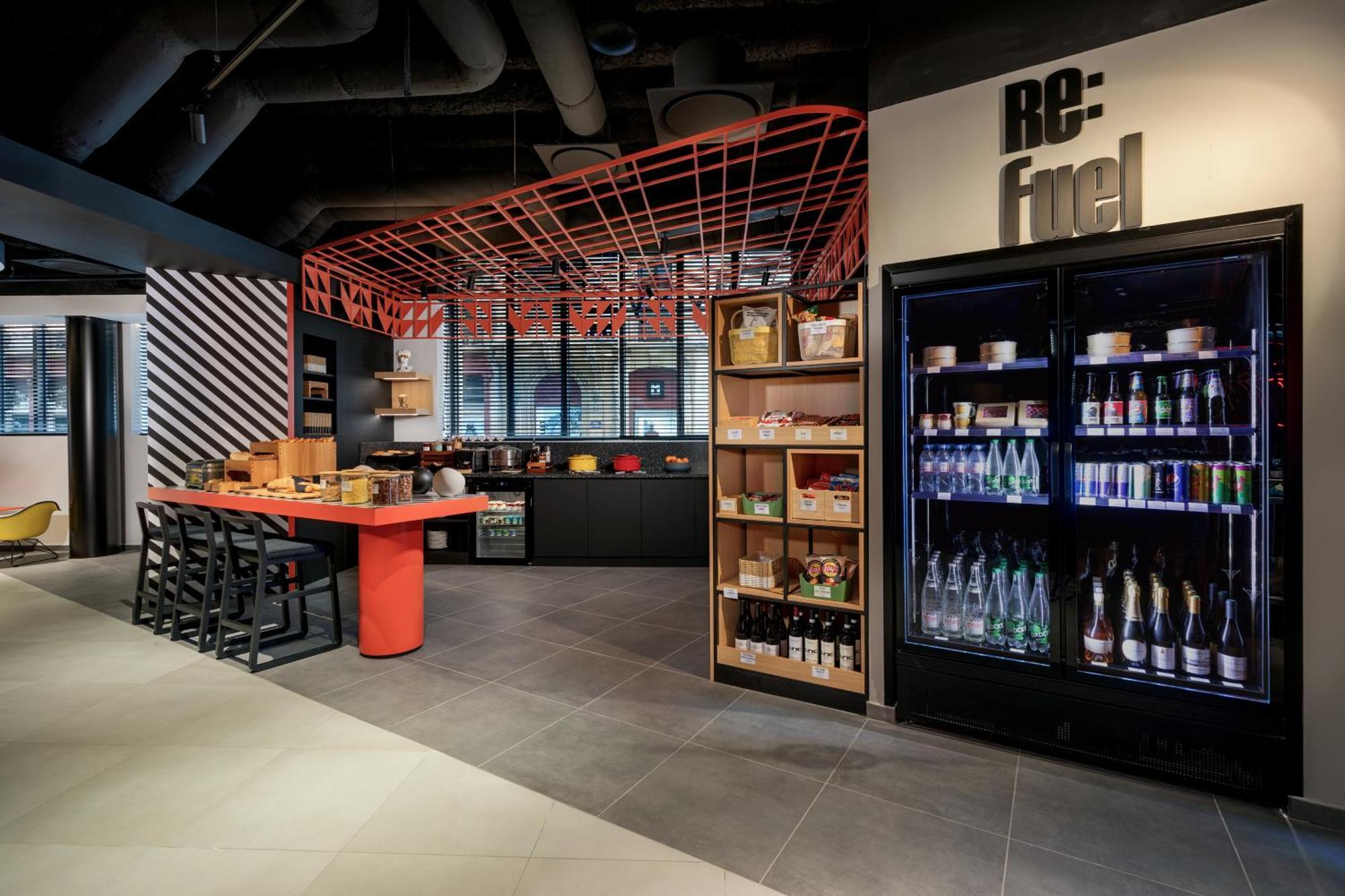 Aloft Hotel Dijon By Marriott Exterior foto